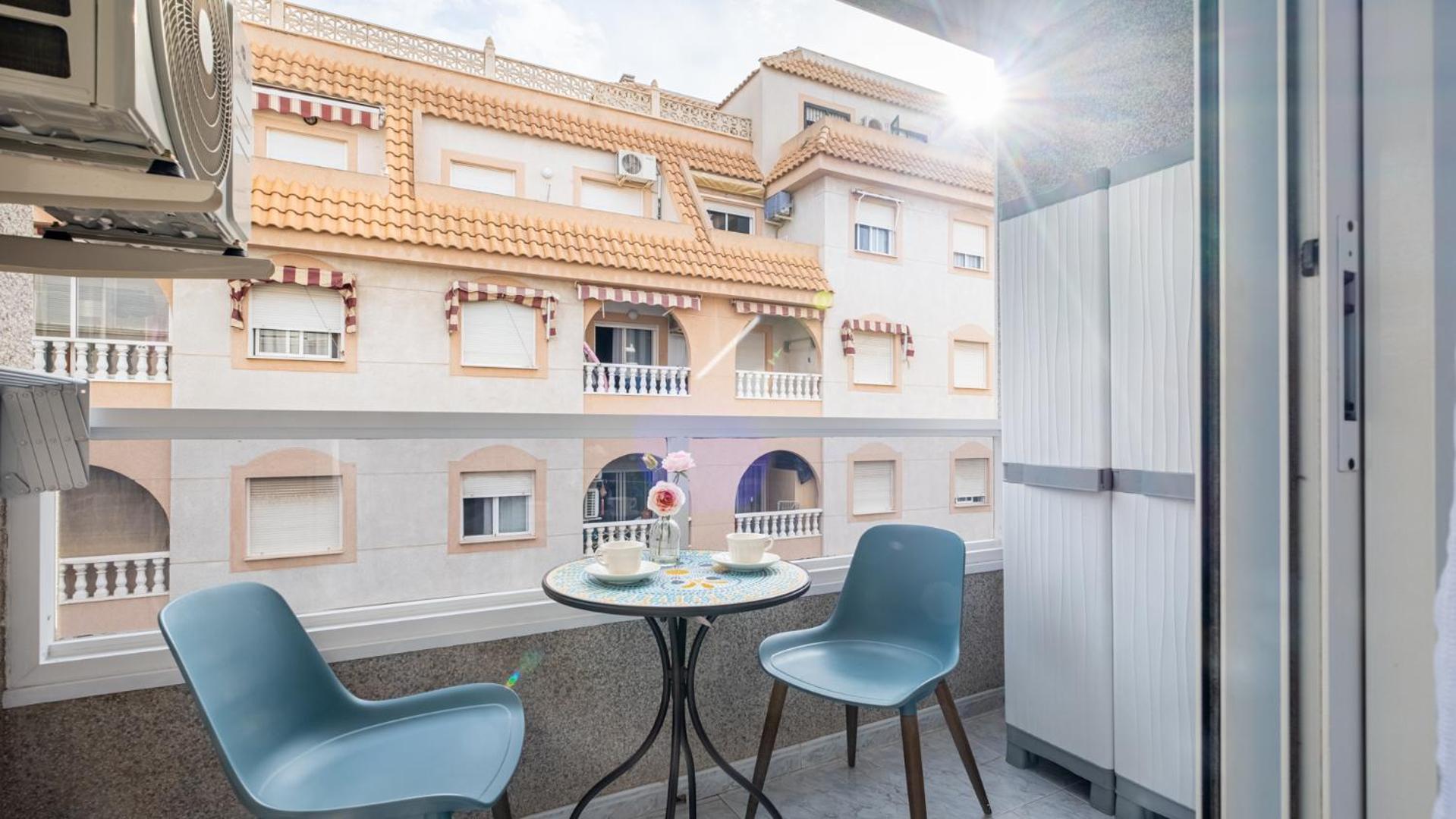 Apartamento Centrico Con Garaje Торевьиа Экстерьер фото